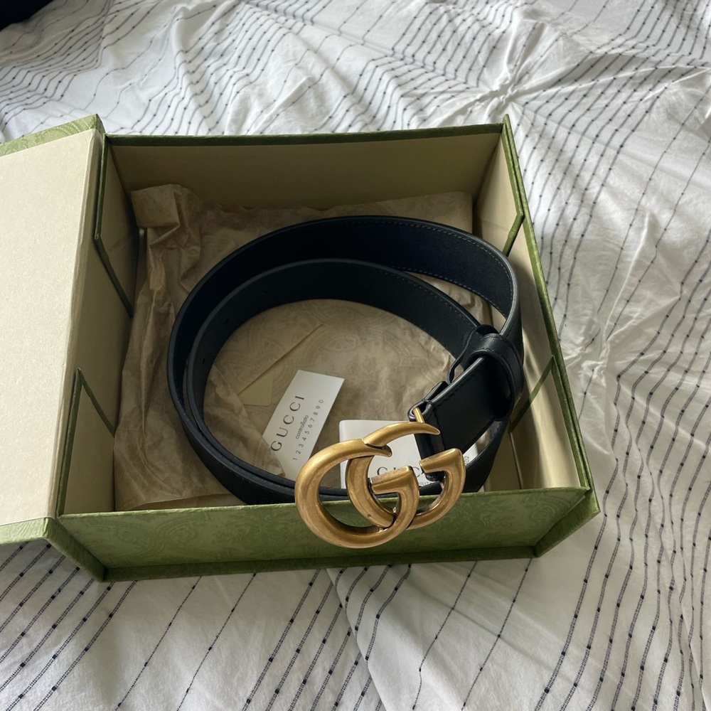 Gucci Belt- Practically New - Picture 3 of 5